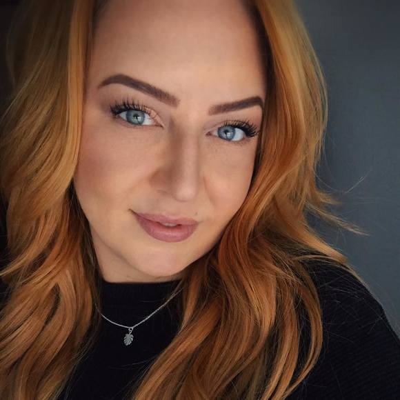 Meet your Posher, Jennifer - Picture 1 of 1